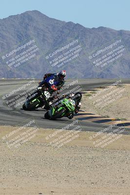 media/Oct-05-2025-CVMA (Sun) [[beeef4f201]]/Race 16-Formula Middleweight/